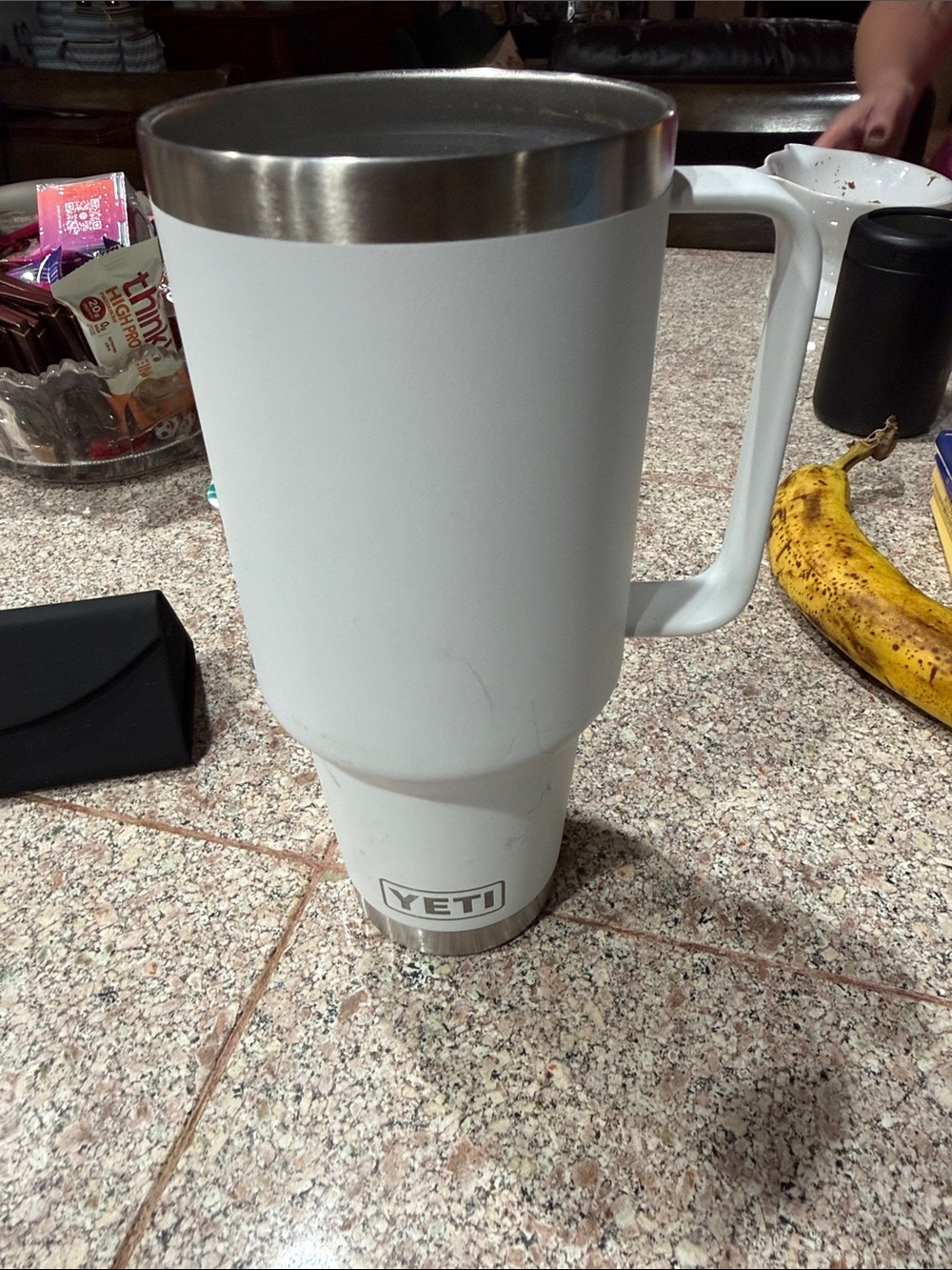Yeti 40oz Rambler. No lid